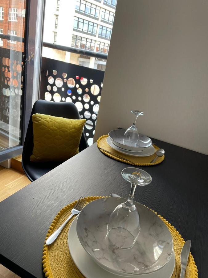 Central Hull Spacious Apartment H3 Kingston upon Hull Zewnętrze zdjęcie