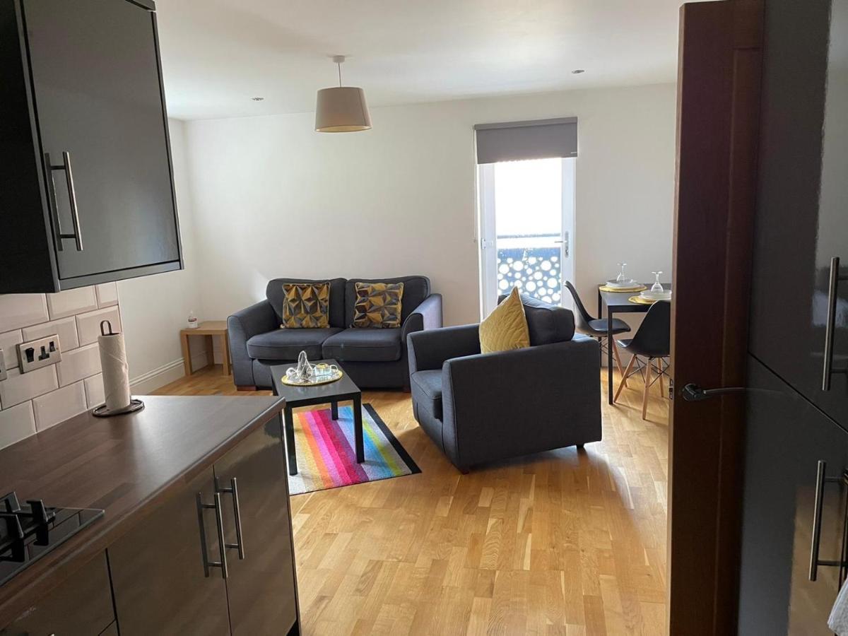 Central Hull Spacious Apartment H3 Kingston upon Hull Zewnętrze zdjęcie