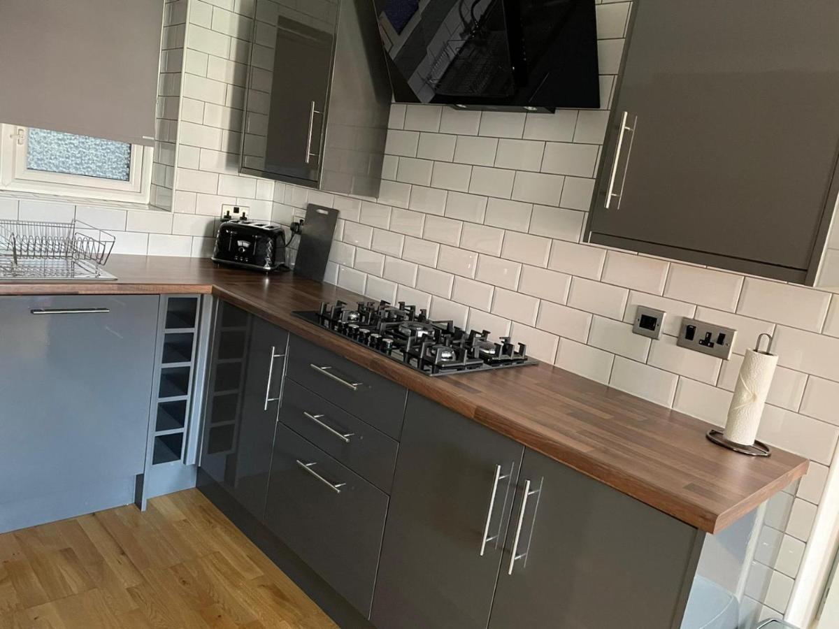 Central Hull Spacious Apartment H3 Kingston upon Hull Zewnętrze zdjęcie