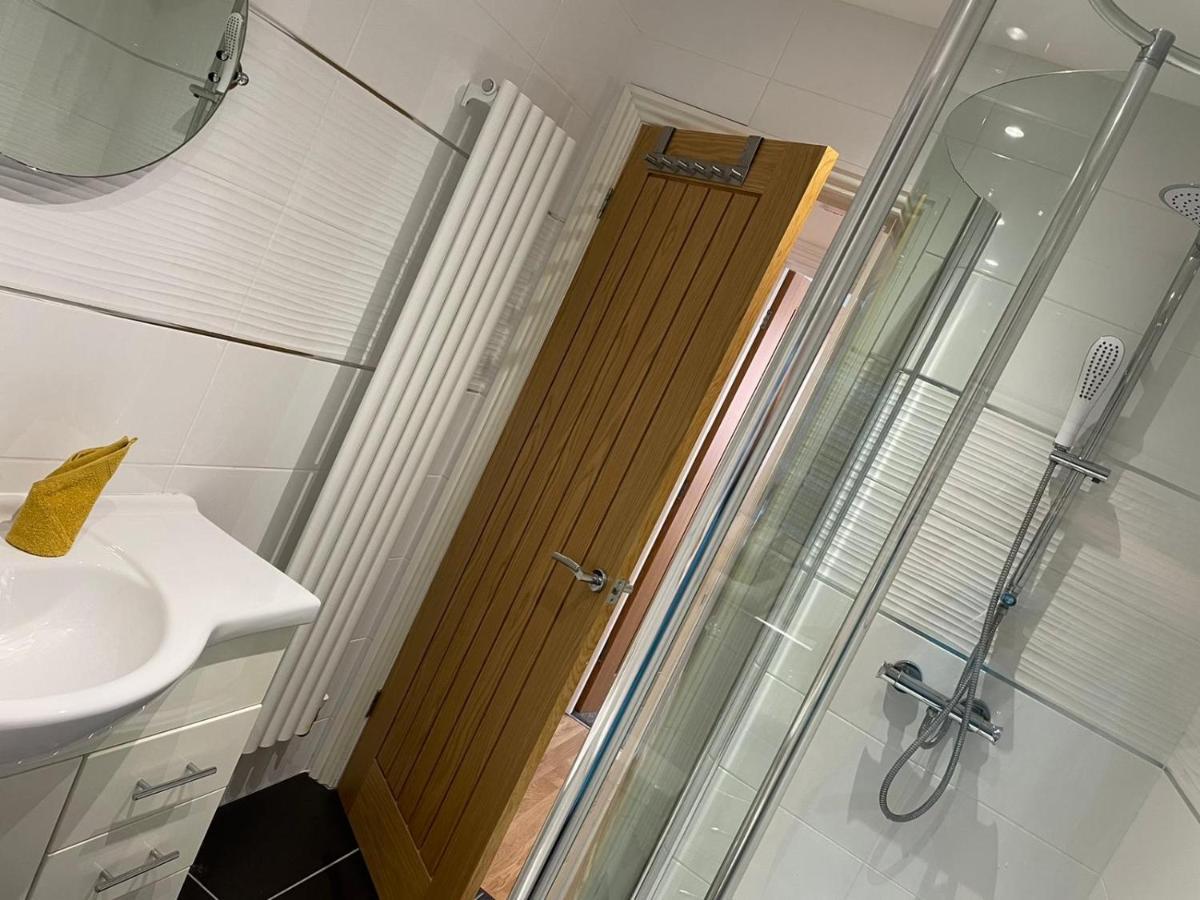 Central Hull Spacious Apartment H3 Kingston upon Hull Zewnętrze zdjęcie